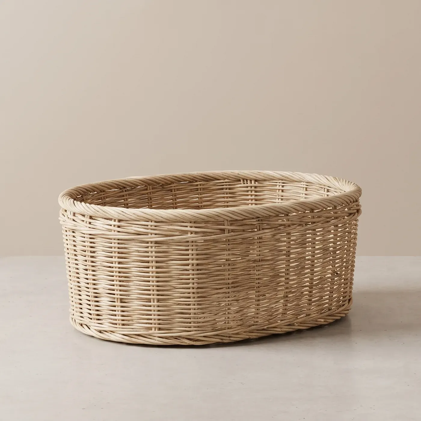 Flat woven base, rounded side handles